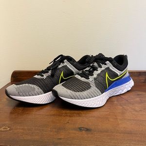 Nike React Infinity Flyknit 2 CT2357-100 Men’s Running Shoes Sneakers Sz 11